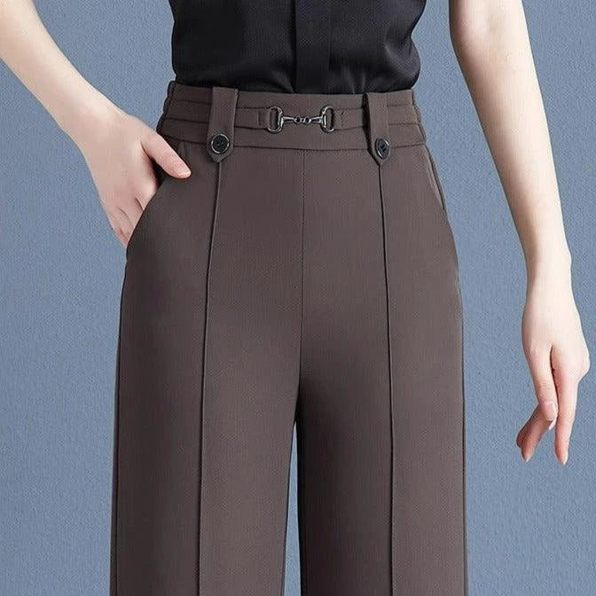 [Pagá 3, Llevate 5] Pantalones de Mujer Lavina de Tiro Alto con Botones Frontales en Poliéster y Seda Color Hielo